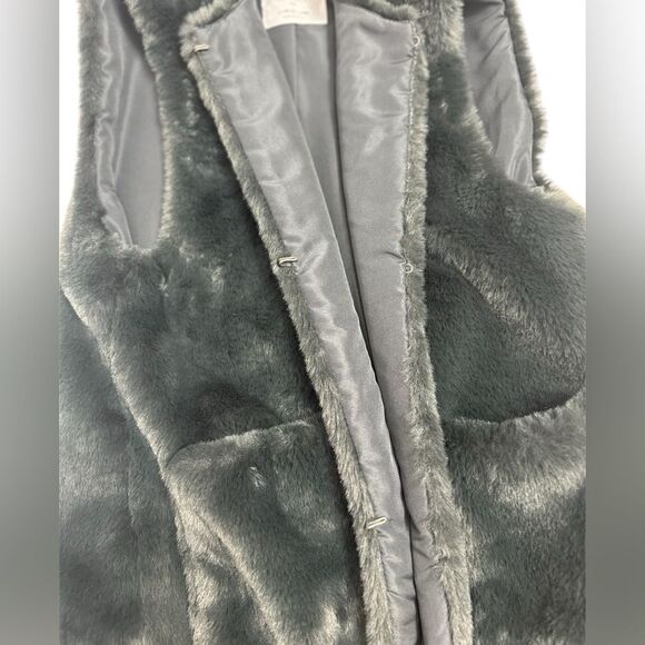 ZARA‎ Faux Fur Vest, GIRLS SIZE 13-14 - Picture 9 of 12